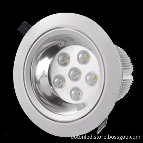 LED Downlight with 430 to 480lm Luminous Flux, 100 to 240V AC Voltages and 6W Power